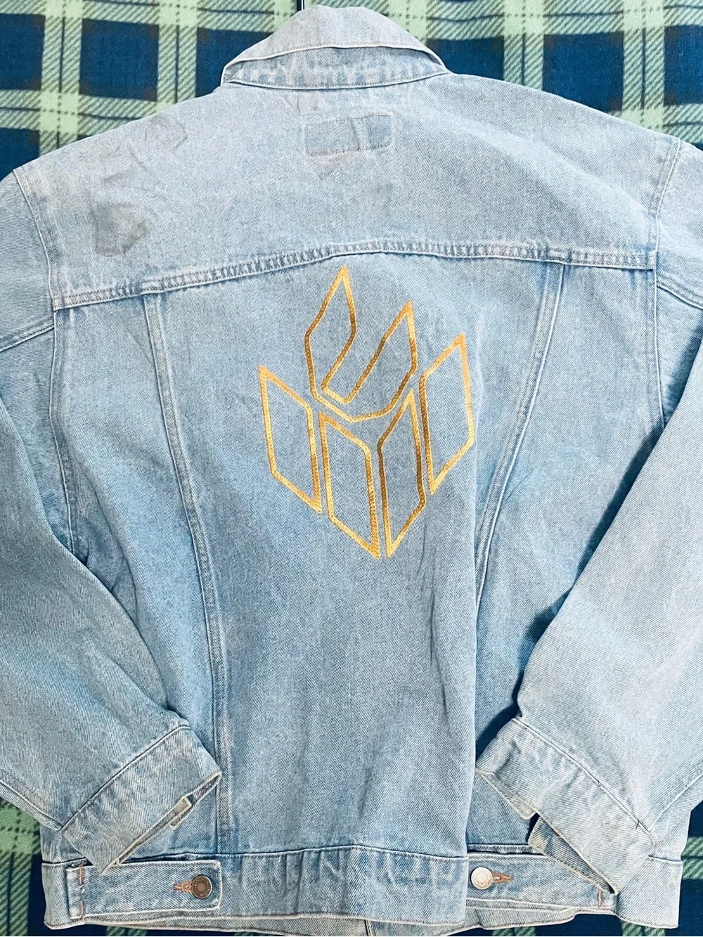 Wrangler Light Blue Denim Jacket with stitched Patch - Picture 2 of 4